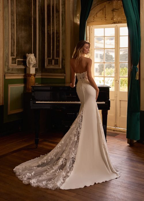 Robe de mariée Fourreau Incontournable AP – 005 – Erika1