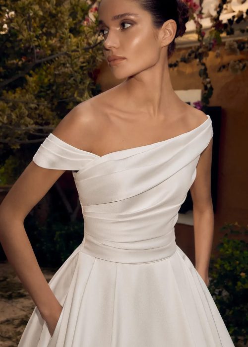 Robe de mariée -Minimaliste – Incontournable – AP- NAM – 524