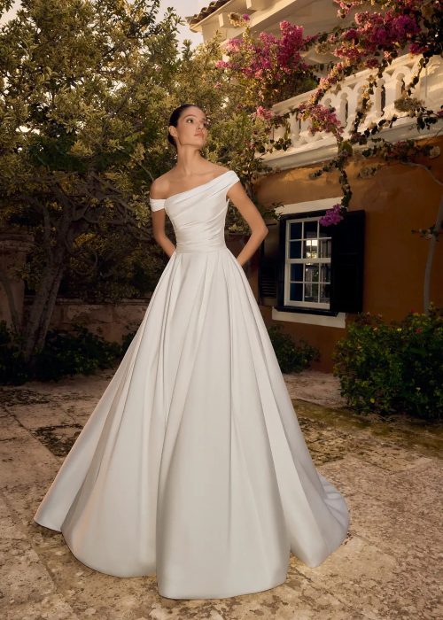 Robe de mariée -Minimaliste – Incontournable – AP- NAM – 525
